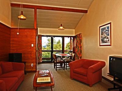 Greenacres Alpine & Lodge *